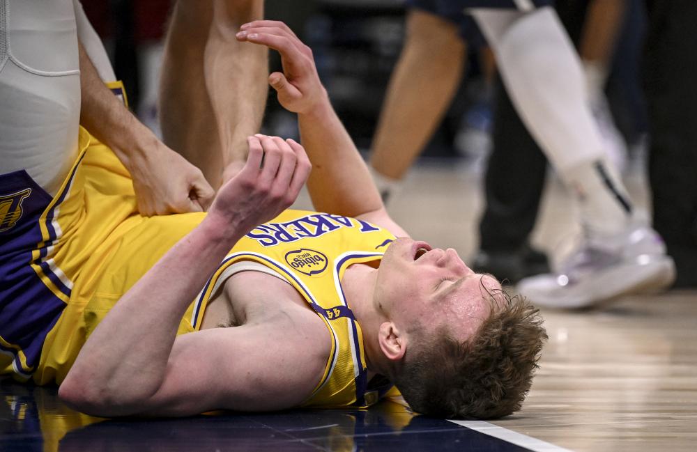 段依然让他 段依然让他