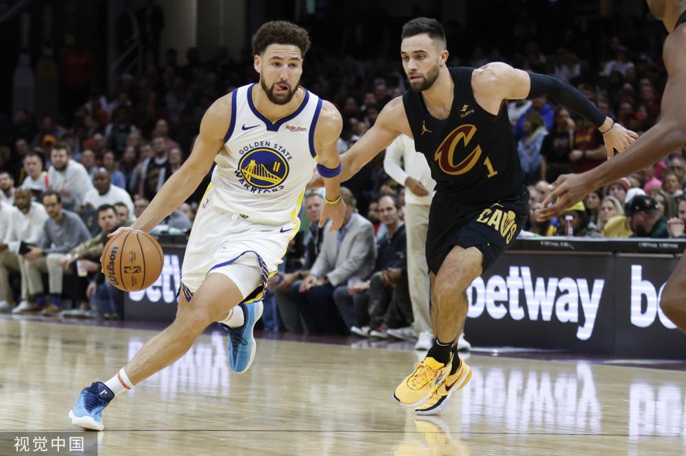 6个篮板显 6个篮板显